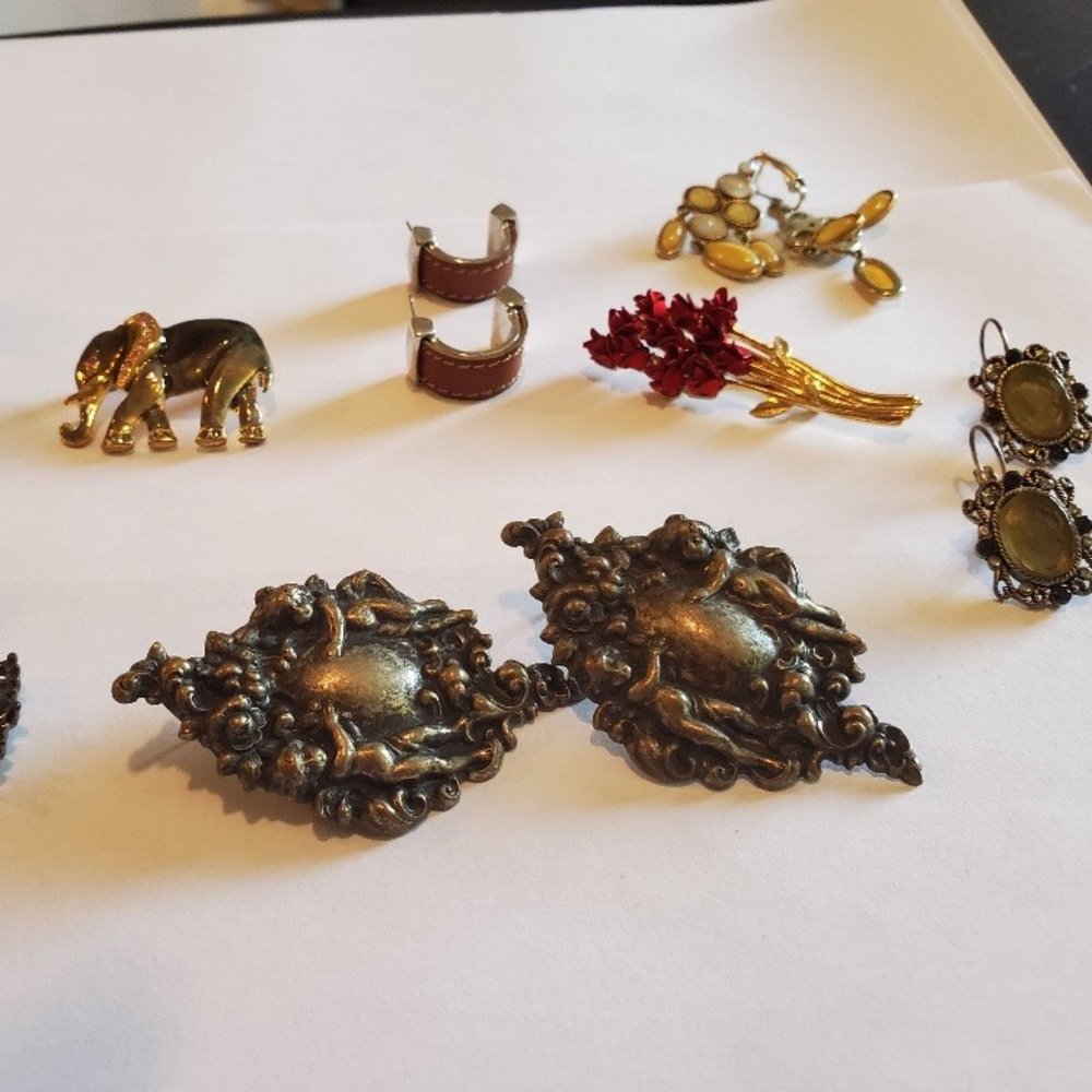 mix ear rings and pendent